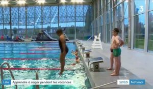 Nord : les enfants profitent de séances de natation gratuites dans une piscine de Valenciennes