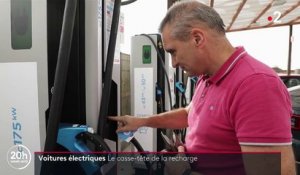 Automobile : recharger son véhicule électrique, une tâche pas évidente