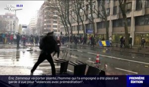 Belgique: des manifestants ont protesté dimanche à Bruxelles contre la gestion de la crise sanitaire