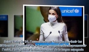 Letizia d'Espagne - la reine recycle un magnifique chemisier blanc pour les 70 ans de l'ASALE