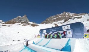 Jakob Dusek sur la plus haute marche du podium - Snowboardcross (H) - CdM