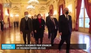 Tous les patrons des groupes politiques à l’Assemblée nationale sont arrivés ensemble dans l’hémicycle derrière Richard Ferrand pour dénoncer à l’unisson la « montée de la haine » à l’encontre des élus - VIDEO