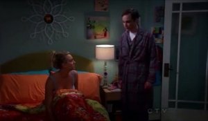 The Big Bang Theory Saison 0 - Sheldon beats around the bush telling Penny about Leonard (EN)