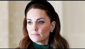 La reine a rendu «extrêmement clair» le digne successeur de Kate avec un honneur familial spécial