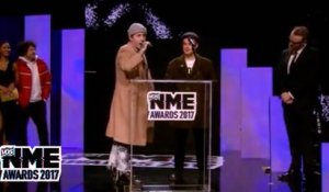 Slaves win Best Music Video - VO5 NME Awards 2017