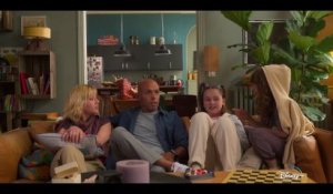 Week-end Family Bande-Annonce