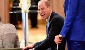Comme nous!' Le prince William suscite la frénésie des fans avec un message relatable lors de son pr