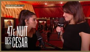 Leïla Bekhti est sur le tapis rouge des César 2022