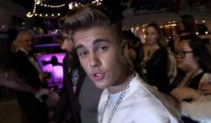 Exclu Vidéo : Justin Bieber : "Cannes, c'est super !"... Découvrez ce que le chanteur fait à Cannes !