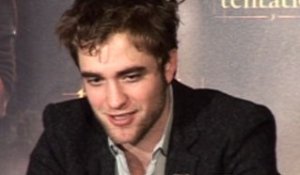 Robert Pattinson : déclenche l’hystérie dans le monde entier !