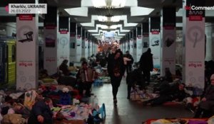 Dans les stations de métro de Kharkiv, transformées en abris pour les civils