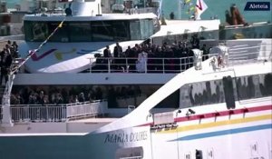 La traversée en catamaran du pape François à Malte