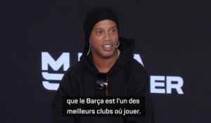 Barcelone - Ronaldinho conseille à Dembélé de rester au Barça