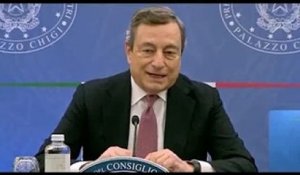 Def, Draghi: “Pronti a intervenire per aiutare famiglie e imprese”. Ma Conte: “5 miliardi sono pochi