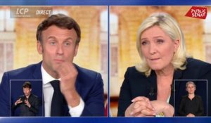 Interdiction du voile. « Vous allez créer la guerre civile », prévient Emmanuel Macron