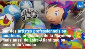 Des ballons-œuvres d'art vendus aux enchères dans le Sud-Mayenne