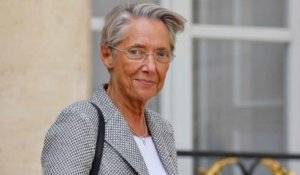 GALA VIDÉO - Elisabeth Borne : où habite la nouvelle Première ministre ?