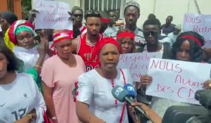 Sit-in à la Mairie de Ouakam / Pour licenciement abusif: Plus de 100 agents  licenciés dénoncent l’abus d’autorité du maire, Abdou Aziz Guèye