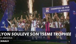 La remise du trophée de championnes de France - D1 Arkema