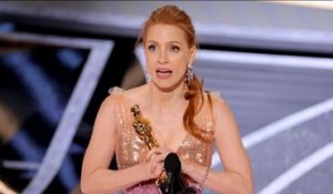 "C'était une soirée bizarre" : Jessica Chastain revient sur la gifle de Will Smith aux Oscars