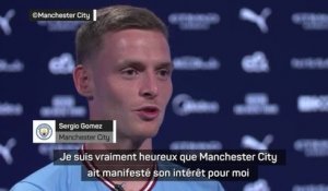 Manchester City - La nouvelle recrue Gomez remercie Kompany : "Il m'a dit que je pouvais être bon en défenseur gauche"