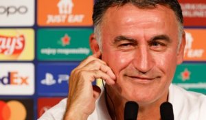 Déplacements du PSG en avion : «On est en train de voir si on ne peut pas se déplacer en char à voile», ironise Galtier