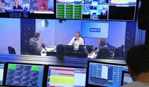 «Les absents ont toujours tord», estime Emmanuel Macron à l'ouverture du CNR