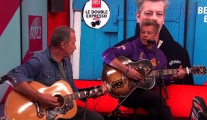 PÉPITE - Benjamin Biolay interprète "Rends l'amour" en live dans Le Double Expresso RTL2 (09/09/22)