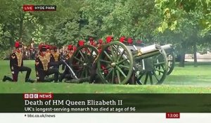 Disparition de la Reine Elisabeth II: 96 coups de canon ont été tirés dans tout le Royaume-Uni, de Londres à Belfast, pour lui rendre hommage - VIDEO