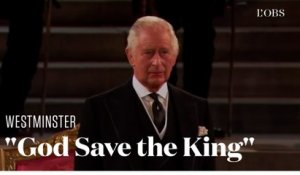 Charles III au bord des larmes lorsque le Parlement britannique entonne "God Save the King"