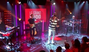 Christophe Willem interprète "P.S. Je t'aime" dans "Le Grand Studio RTL"