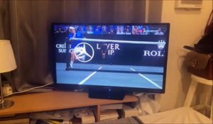 Quand tu veux imiter Federer... raté