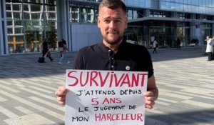 «J’ai failli me suicider», Jeremstar un «survivant» en colère devant le tribunal de Paris