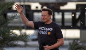 Elon Musk dit que sa fille adolescente pense qu'il est "mauvais" parce qu'il est "riche"