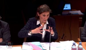 Jeux olympiques : Amélie Oudéa-Castéra évoque un "probable" décalage du Tour de France 2024