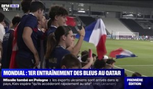 Mondial 2022: le premier entraînement des Bleus au Qatar, sous les yeux de jeunes supporters