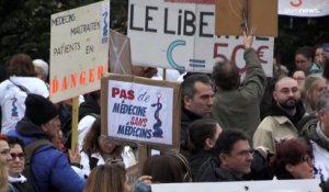 France : les médecins libéraux dans la rue pour réclamer une revalorisation de la consultation