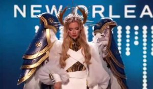 Miss Univers : Regardez la représentante de l'Ukraine qui a pris, cette nuit, le costume d'une héroïne guerrière lors des défilés du show préliminaire