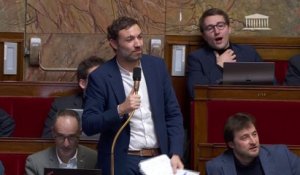 Assemblée nationale: Yaël Braun-Pivet demande des excuses à Thomas portes, après la diffusion d'une image où il écrase un ballon à l'effigie d'Olivier Dussopt