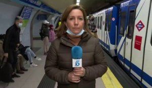 Une journaliste se débarrasse de son caméraman dans le métro