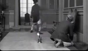 CHARLOT ET LE MASQUE DE FER (1932) en Français HD (The Idle Class)