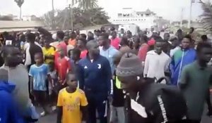 Saint-Louis/ Chassés de Diatara: Des pêcheurs en colère bloquent le Pont Masseck Ndiaye
