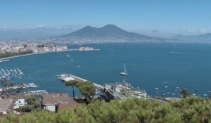 Baie de Naples, la colère des volcans