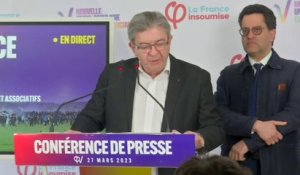 Sainte-Soline: Jean-Luc Mélenchon accuse Gérald Darmanin "d'avoir organisé le désordre"