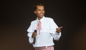 Voici - Stromae : le chanteur annule de nouvelles dates de concert, les fans en colère