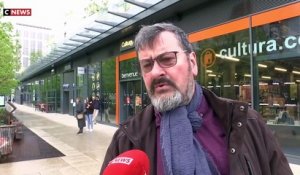 L'écrivain Frédéric Beigbeder obligé de fuir lors d'une séance de dédicaces à Bordeaux alors qu'une dizaine de féministes sont dans la salle et l'accusent de faire l'apologie du viol - VIDEO