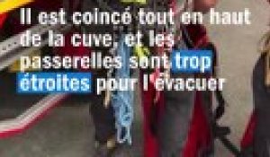 Les pompiers de Dordogne s'entraînent à évacuer une victime coincée à 20 mètres de haut