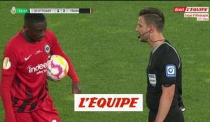 Kolo Muani fauché et buteur sur penalty - Foot - Coupe d'Allemagne
