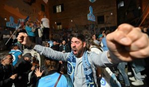 Des feux d’artifice par milliers, 200 blessés : la nuit agitée de Naples nouveau champion