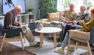 Elle transforme l'ancienne maison de ses grands-parents en colocation pour seniors pour éviter la maison de retraite